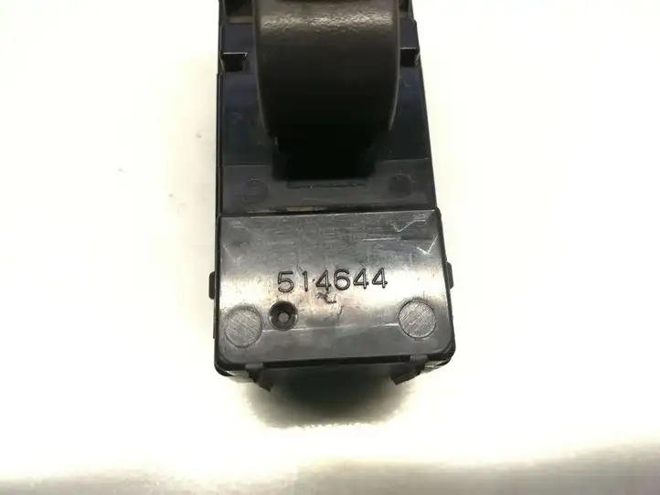 Isuzu Rodeo (1998 - 2004) 514644 Кнопка стеклоподъемников — фото 5