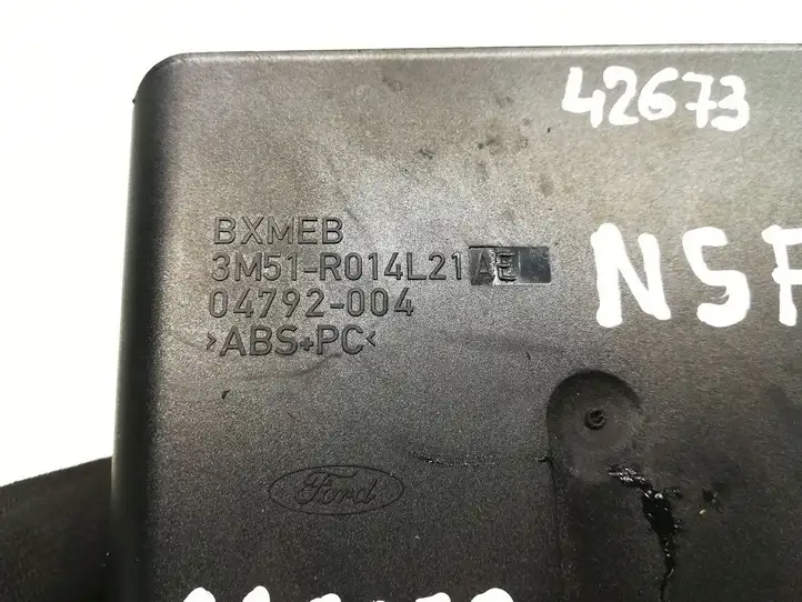 Ford Kuga I (2008 - 2012) 3M51-R014L21-AE Центральный воздушный дефлектор — фото 5