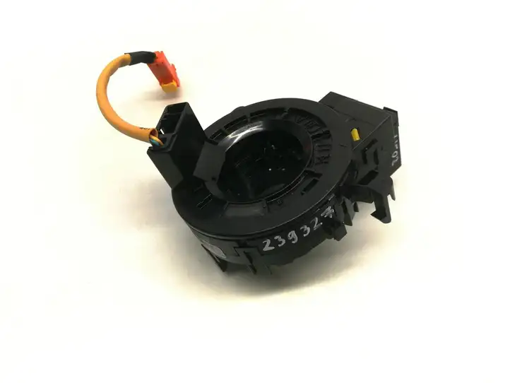 Toyota Auris 150 (2006 - 2012) 0TK0685 Контактное кольцо SRS — фото 1