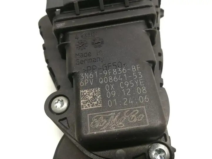 Mazda 3 I (2006 - 2009) 3N61-9F836-BF Педаль акселератора — фото 5