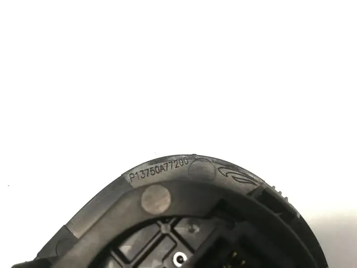 Nissan Qashqai (2006 - 2010) 96912JD60A Включатель блокировки дифференциалов — фото 4