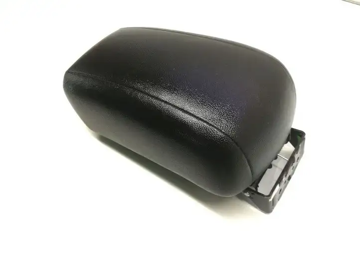 Hyundai i30 (2007 - 2012) --- Подлокотник — фото 2