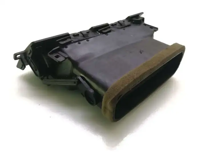 BMW 5 E60 E61 (2004 - 2010) 6910731 Боковой воздушный дефлектор — фото 2