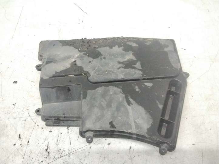 BMW 5 E60 E61 (2004 - 2010)  12907520899 Крышка ящика предохранителей