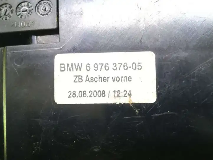 Seat Ibiza IV (6J,6P) (2008 - 2017) 6976376 Передняя пепельница — фото 5