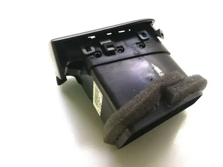 Ford Mondeo MK V (2014 - ) DS73-F018B08-C Боковой воздушный дефлектор — фото 3
