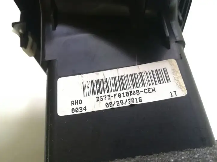 Ford Mondeo MK V (2014 - ) DS73-F018B08-C Боковой воздушный дефлектор — фото 5
