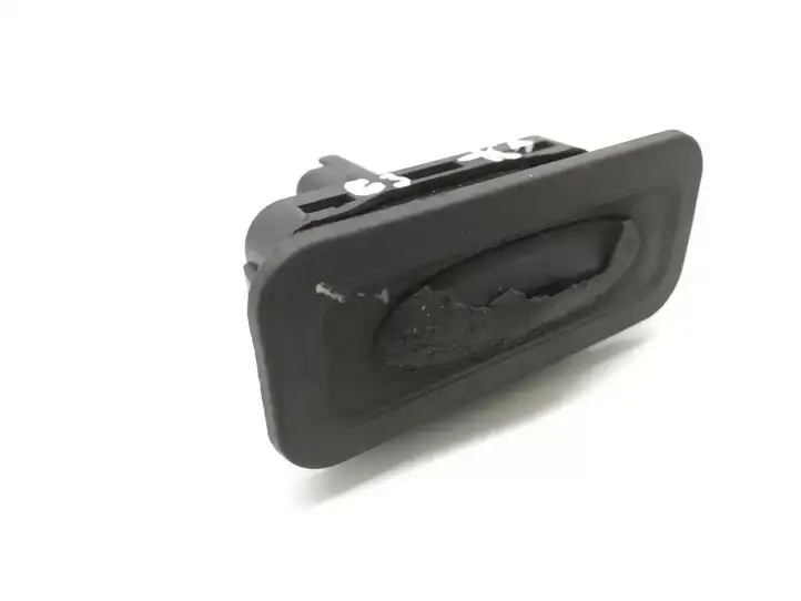 Renault Megane II (2006 - 2008) 8200076256 Кнопка закрытия крышки багажника — фото 4