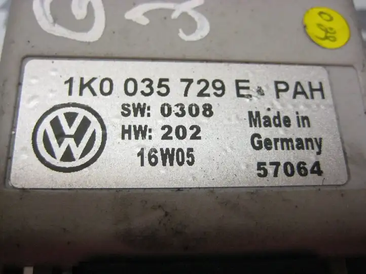 Volkswagen Touran I (2003 - 2010) 1K0035729E Блок GSM — фото 5