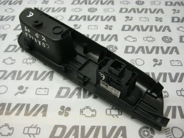 Toyota Corolla E120 E130 (2004 - 2007) 74232-02210 Кнопка стеклоподъемников — фото 2