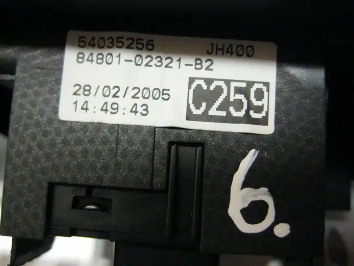 Toyota Corolla E120 E130 (2004 - 2007) 74232-02210 Кнопка стеклоподъемников — фото 4