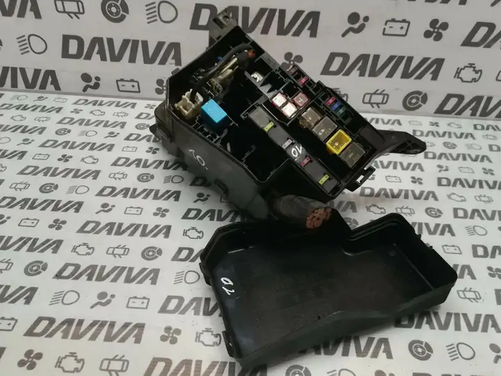 Toyota RAV 4 (XA30) (2006 - 2016) 82662-42180 Блок предохранителей (комплект) — фото 1