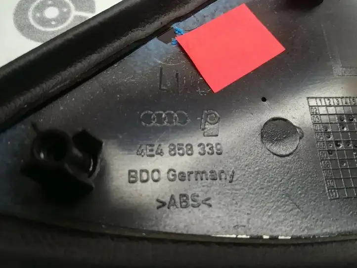 Audi A8 S8 D3 4E (2007 - 2010) 4E4858339 Накладка стекла задней двери — фото 3