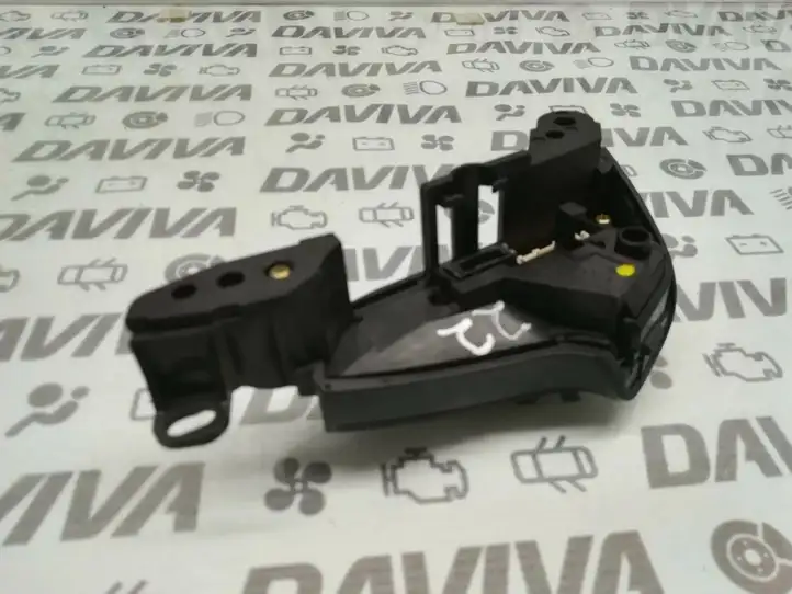 Toyota Avensis T250 (2003 - 2006) 75B070 Кнопки на рулевом колесе — фото 3
