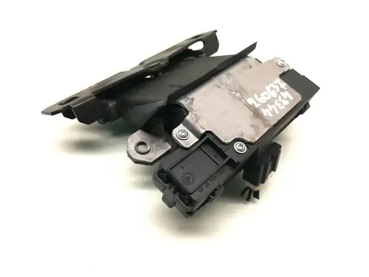 Ford Focus C-MAX (2003 - 2010) 3M51-R443A66-CA Замок крышки багажника — фото 4