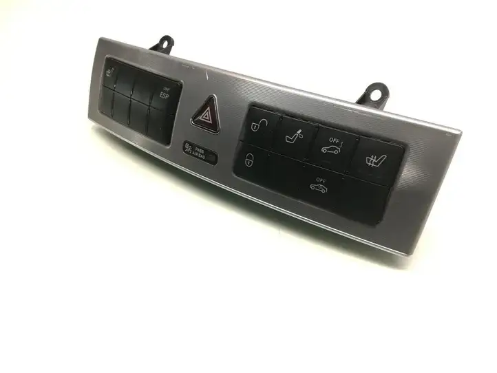 Mercedes-Benz C W203 (2000 - 2007) 2038706710 Другие включатели / ручки/ переключатели — фото 2