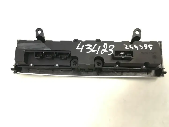 Mercedes-Benz C W203 (2000 - 2007) 2038706710 Другие включатели / ручки/ переключатели — фото 4