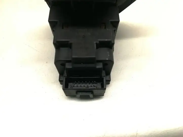BMW 1 E81 E87 (2004 - 2011) 6954718 Замок зажигания — фото 4
