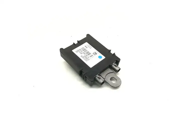 Mercedes-Benz ML W164 (2005 - 2011) A1648201689 Усилитель антенны — фото 1