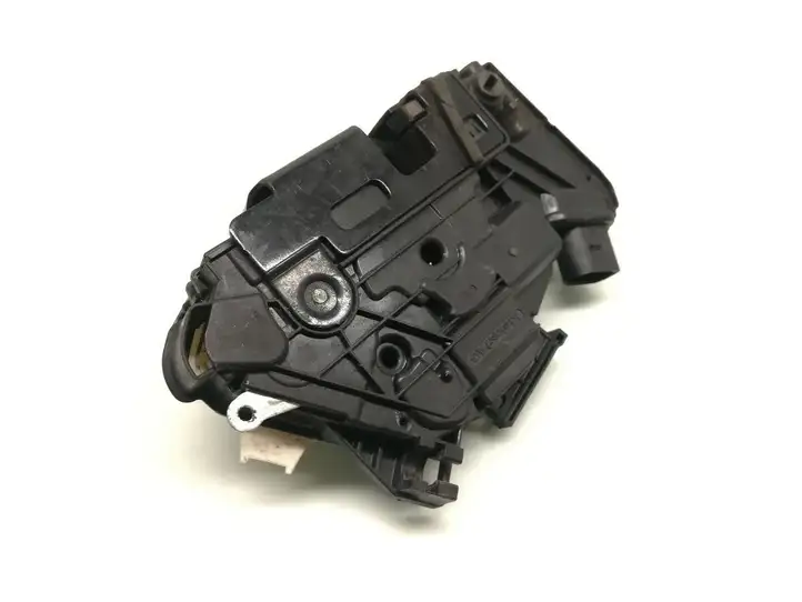 Seat Ibiza IV (6J,6P) (2008 - 2017) 6J0839015E Замок задней двери — фото 2