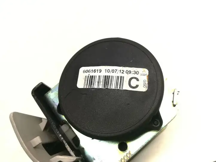 Nissan Qashqai (2010 - 2013) 88844-JD000 Задний ремень безопасности — фото 4