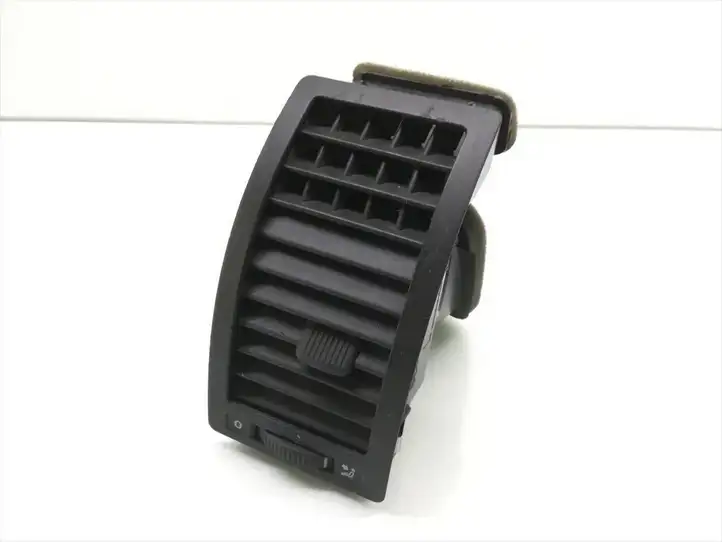 Volkswagen Polo (2001 - 2005) 6Q0819703 Боковой воздушный дефлектор — фото 1