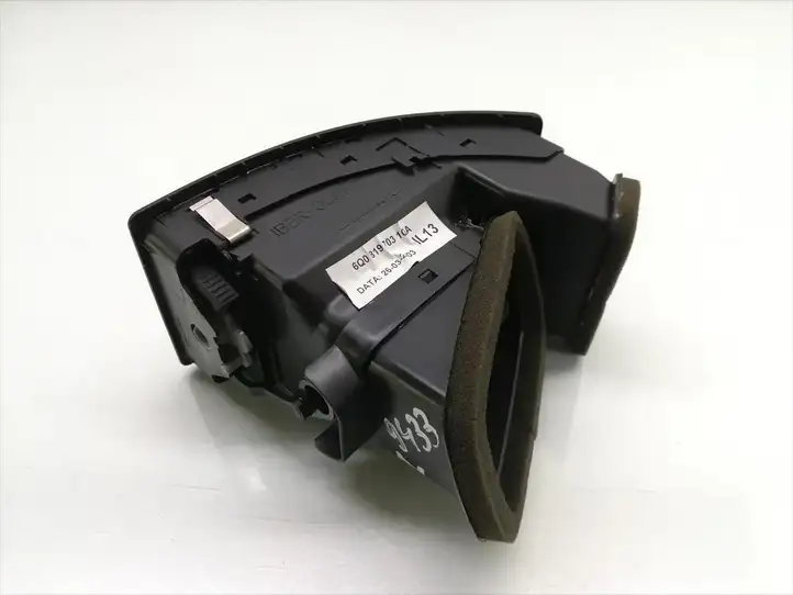 Volkswagen Polo (2001 - 2005) 6Q0819703 Боковой воздушный дефлектор — фото 4