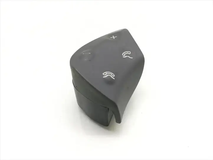 Mercedes-Benz C W203 (2000 - 2007) A2038210979 Кнопки на рулевом колесе — фото 3