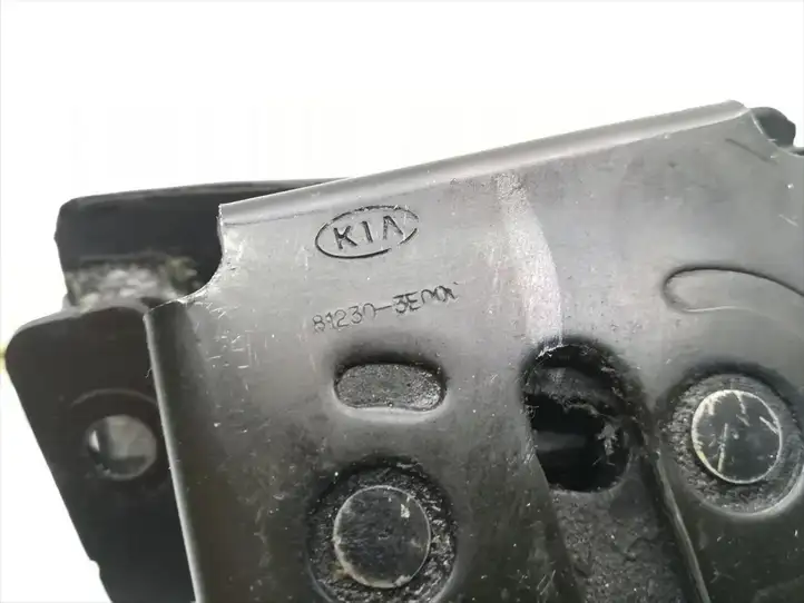 Kia Sorento (2002 - 2006) 81230-3E000 Замок крышки багажника — фото 5