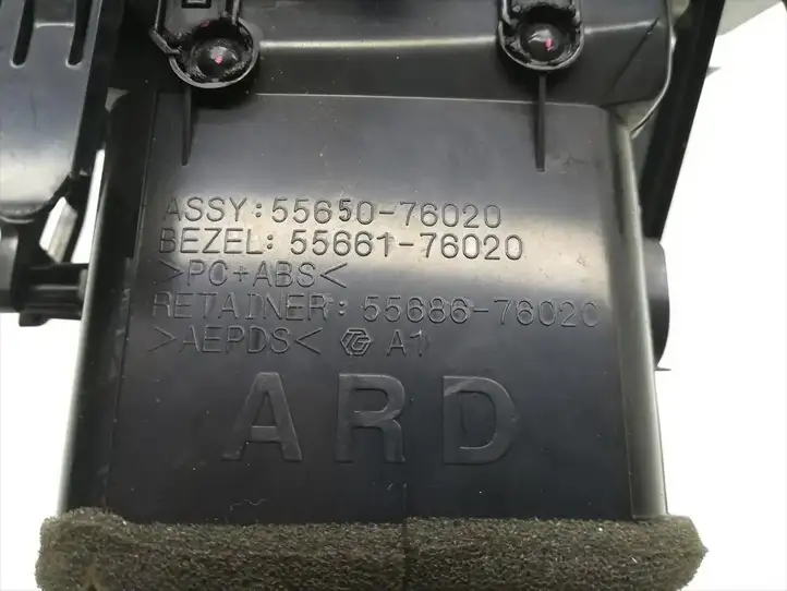 Dodge Journey (2007 - 2011) 55650-76020 Боковой воздушный дефлектор — фото 5