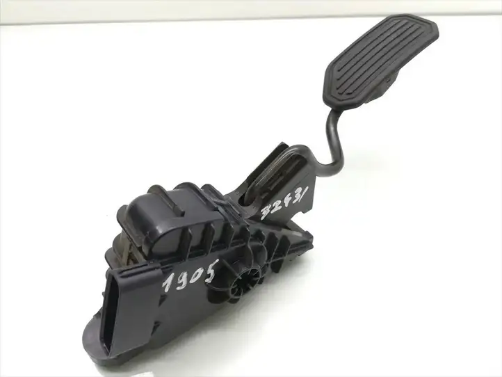Toyota Prius (XW20) (2003 - 2009) 78120-47040 Педаль акселератора — фото 2