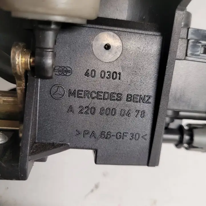 Mercedes-Benz S W220 (1998 - 2006) A2208000478 Замок крышки багажника — фото 4