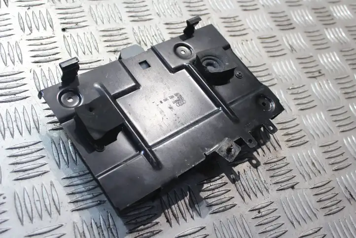 Audi A6 S6 C5 4B (1997 - 2001) 4B5862369 Блок GSM — фото 4