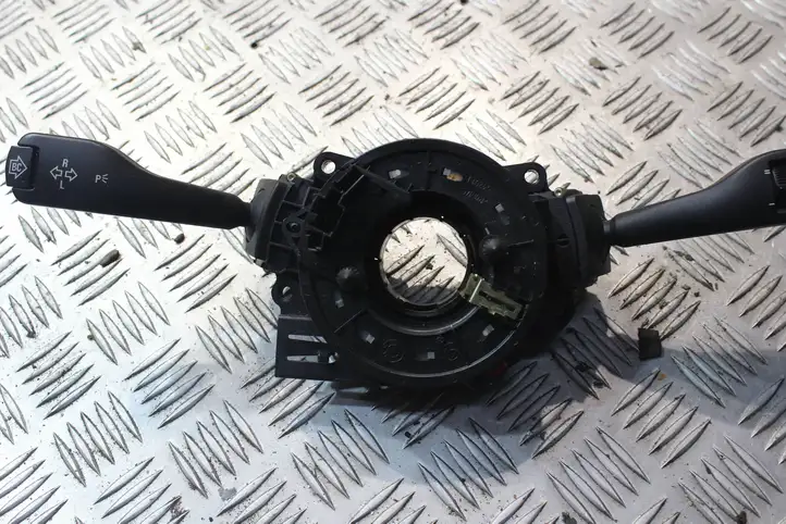 BMW 3 E46 (1998 - 2005) 8377488 Контактное кольцо SRS — фото 1