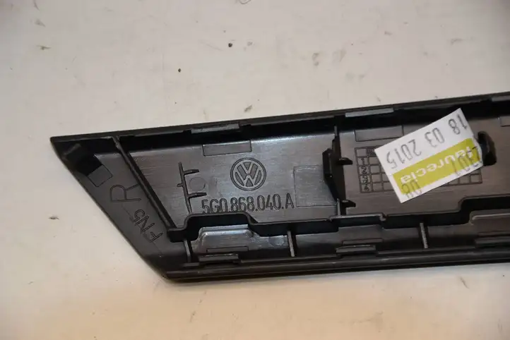 Volkswagen e-Golf (2013 - 2016) 5G0868040A Прочие детали салона — фото 3