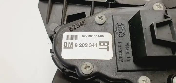 Opel Zafira B (2003 - 2006) 9202341 Педаль акселератора — фото 4