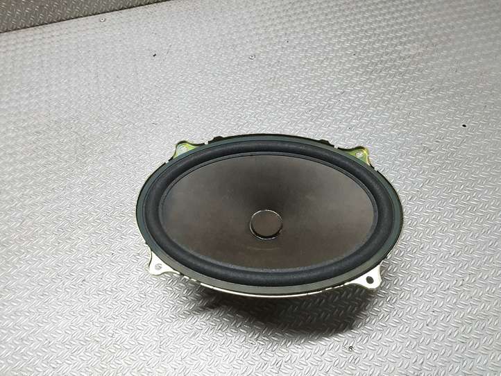 Mini One Cooper R50-53 (2000 - 2012)  65135801101R Громкоговоритель (громкоговорители) в заднем подоконнике