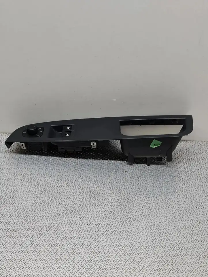 Volkswagen Golf V (2003 - 2009) 1K3868049C Блок кнопок стеклоподъемников — фото 1