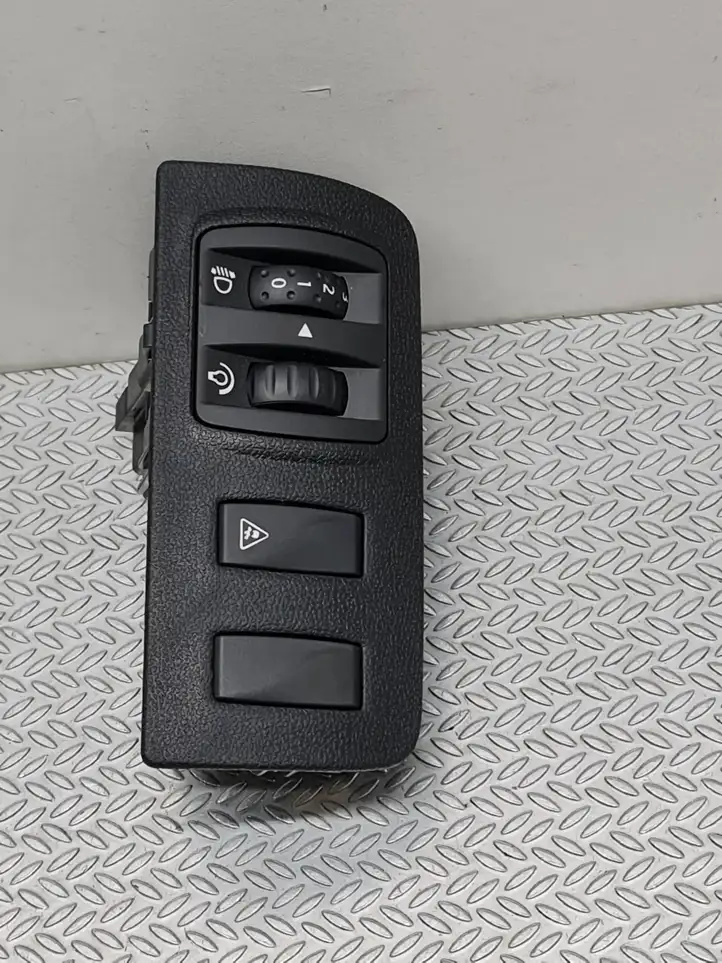 Renault Scenic III - Grand scenic III (2009 - 2016) 648450001R Включатель регулировки высоты фонарей — фото 2