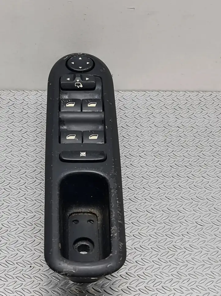 Peugeot 407 (2004 - 2011) 96468704XT Кнопка стеклоподъемников — фото 2