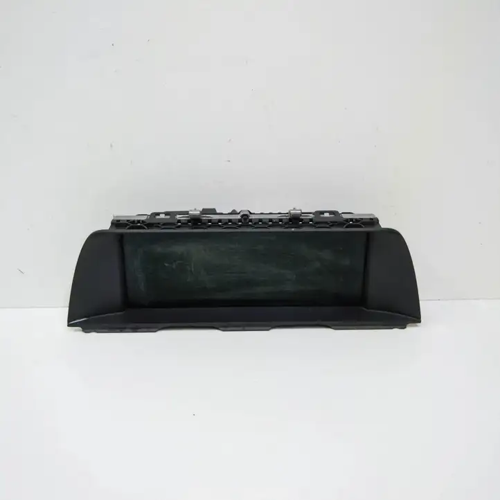 BMW 5 F10 F11 (2009 - 2016) 9266385 Дисплей — фото 1