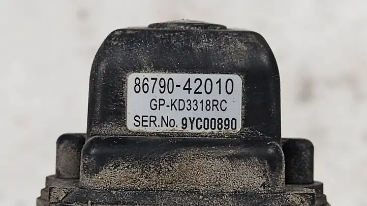 Toyota RAV 4 (XA30) (2006 - 2016) 8679042010 Видеокамера заднего вида — фото 2