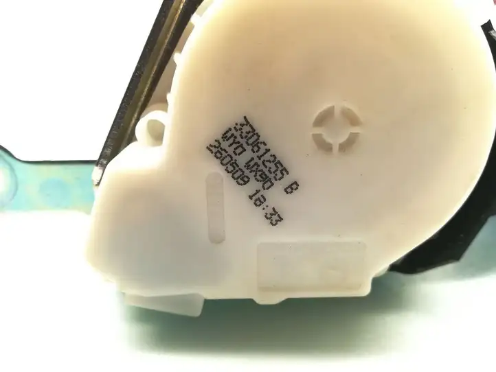 BMW 5 E60 E61 (2004 - 2010) 33027185 Задний ремень безопасности — фото 4