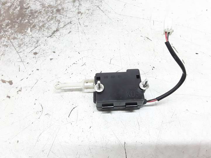 Chevrolet Captiva (2006 - 2011)  96491181 Привод замка задней двери