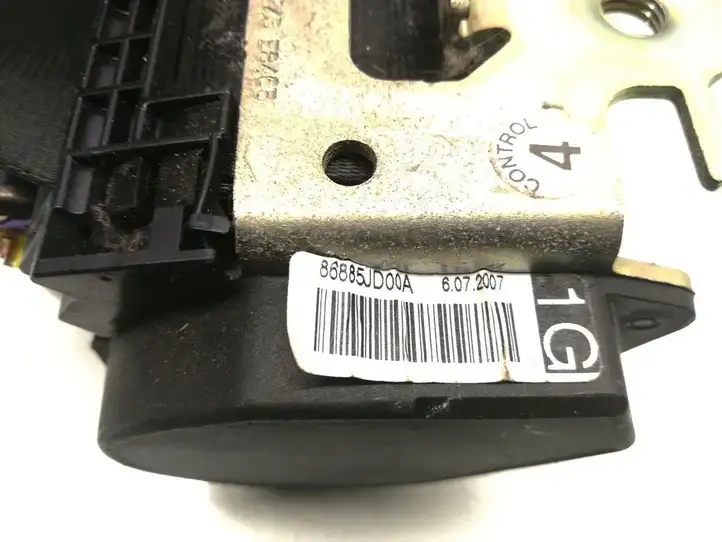 Nissan Qashqai (2006 - 2010) 86885JD00A Передний ремень безопасности — фото 4