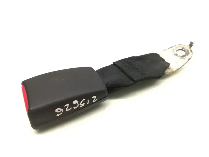 Mazda 3 II (2011 - 2013) 111007DD Замок заднего ремня — фото 2