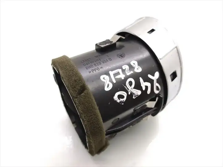 Audi A4 S4 B6 8E 8H (2000 - 2006) 8H0820951D Боковой воздушный дефлектор — фото 4