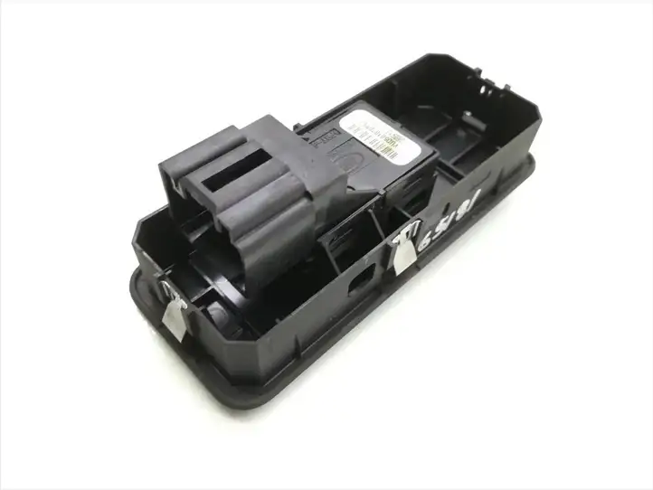 Land Rover Discovery 4 - LR4 (2009 - 2013) YUD501070PVJ Блок кнопок стеклоподъемников — фото 4
