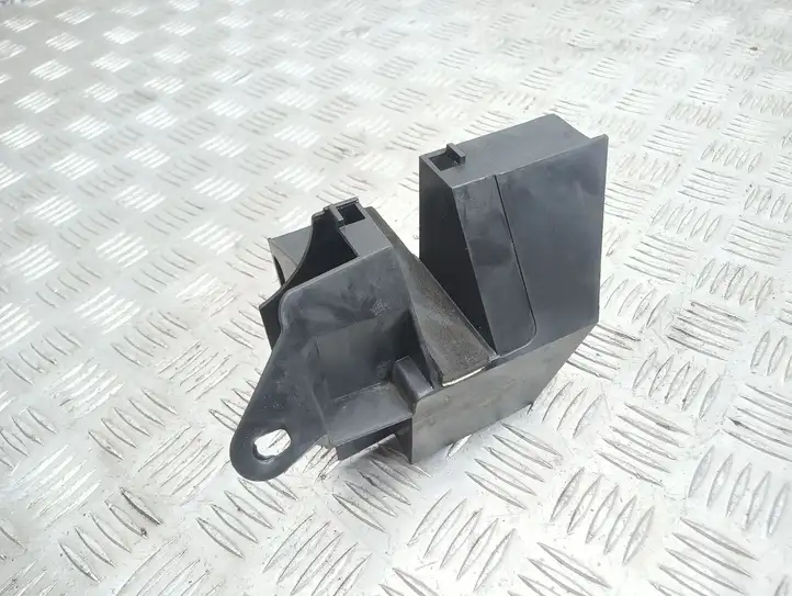 Land Rover Discovery 3 - LR3 (2004 - 2009) 491505414 Прочие детали салона — фото 2
