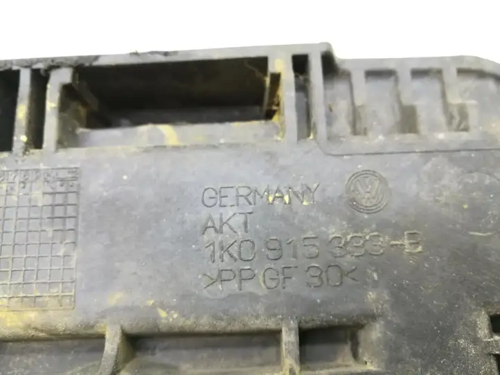 Audi A3/S3 8P (2003 - 2005) 1K0915333B Ящик аккумулятора — фото 3